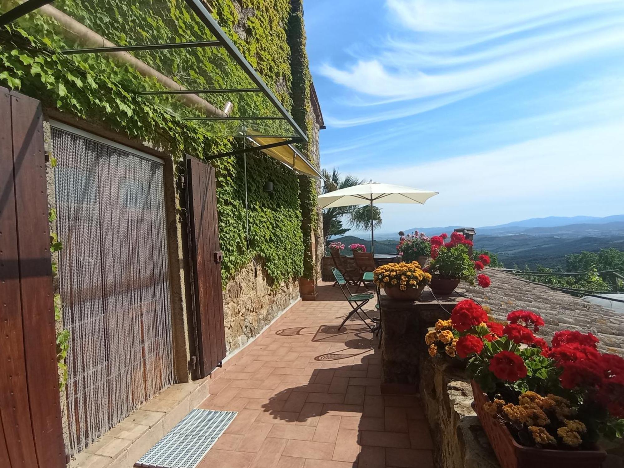 Casa Marju Guest House Montemassi Екстериор снимка