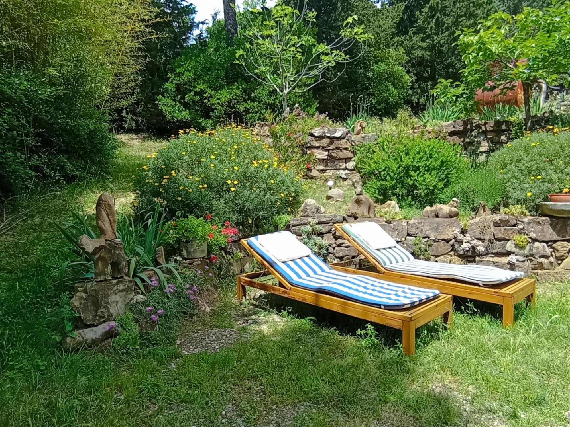Casa Marju Guest House Montemassi Екстериор снимка
